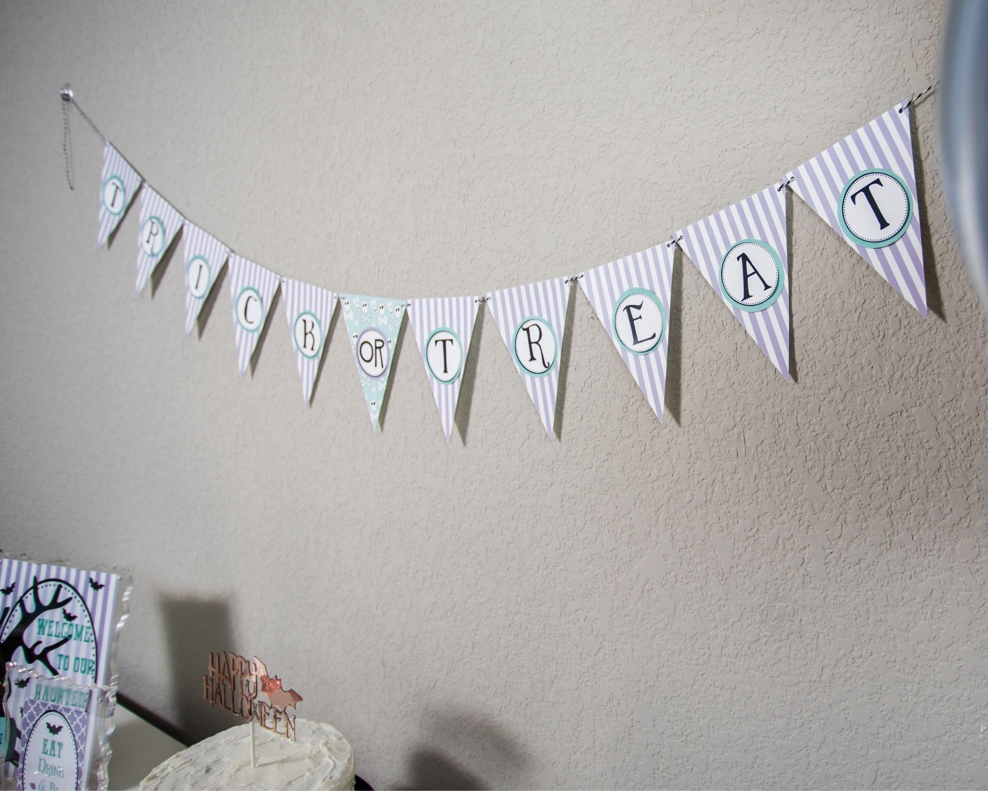 Printable "Trick or Treat" Halloween Decor Party Banner