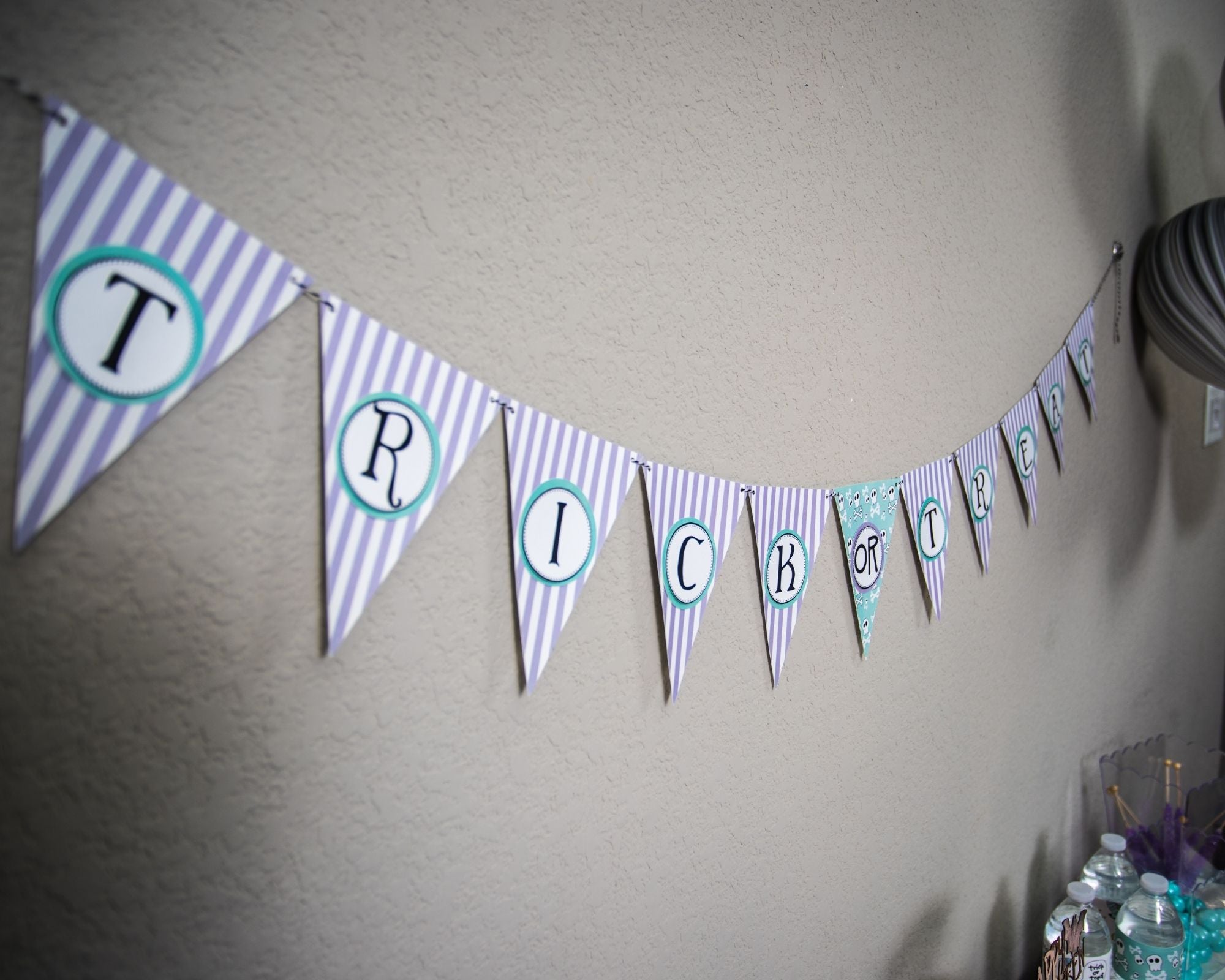 Printable "Trick or Treat" Halloween Decor Party Banner